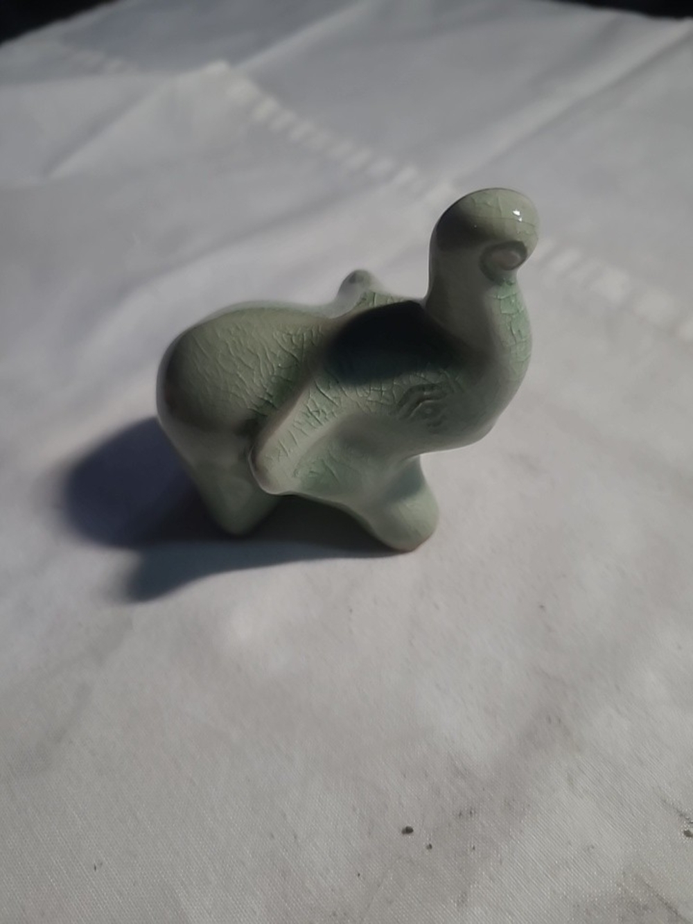 Ceramic Elephant Figurine - Mint Green - Unbranded - Picture 9 of 10